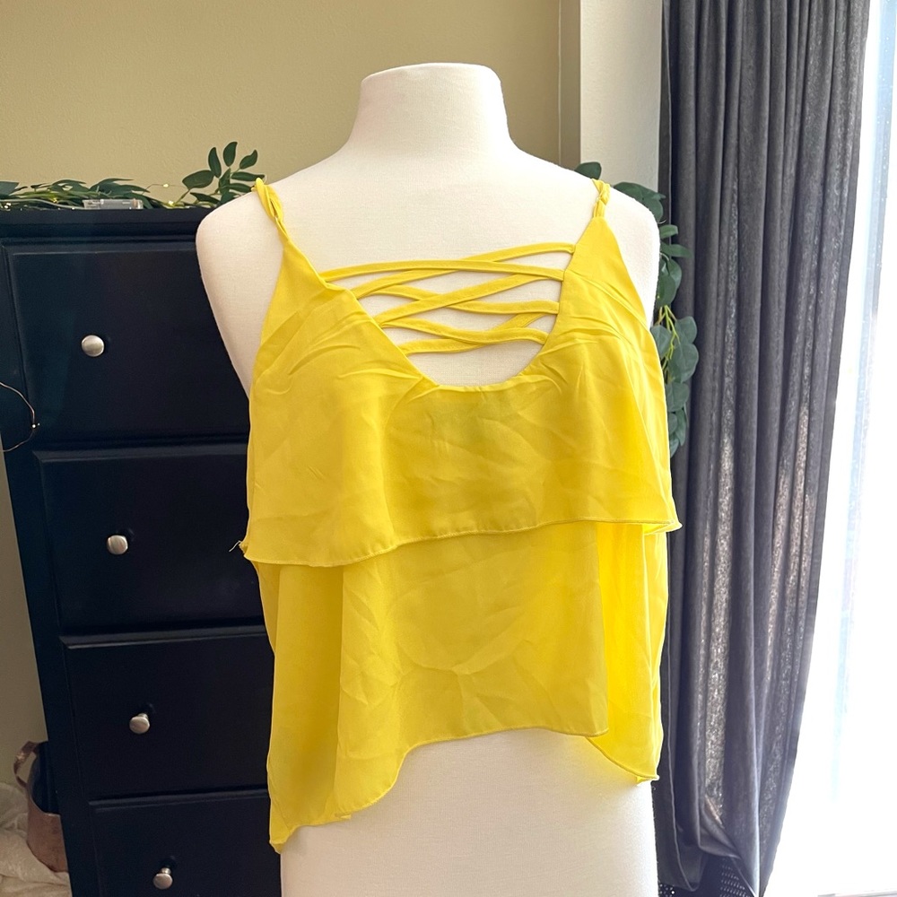 Yellow Ruffled Blouse 💛🌻